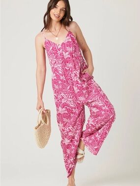 Bila 77 ARNAZ JUMPSUIT - Bright Fuchsia